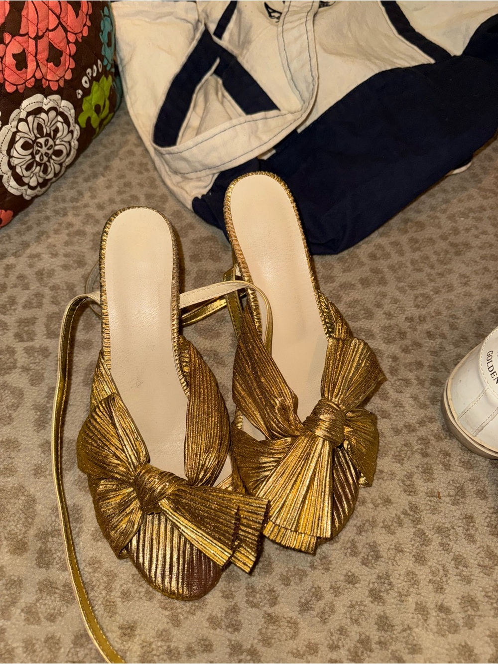 Women’s Metallic Gold Bow Slide Sandals